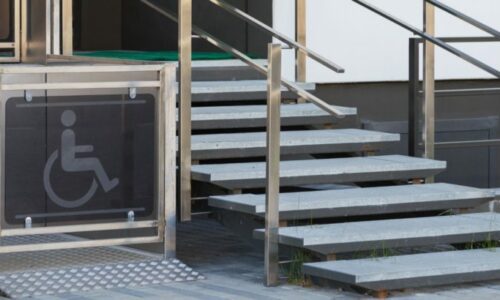 Plataformas salvaescaleras estrechas